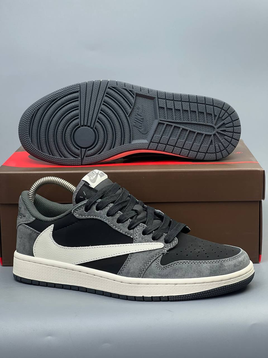 Кроссовки Nike Travis #317 (черн.)
