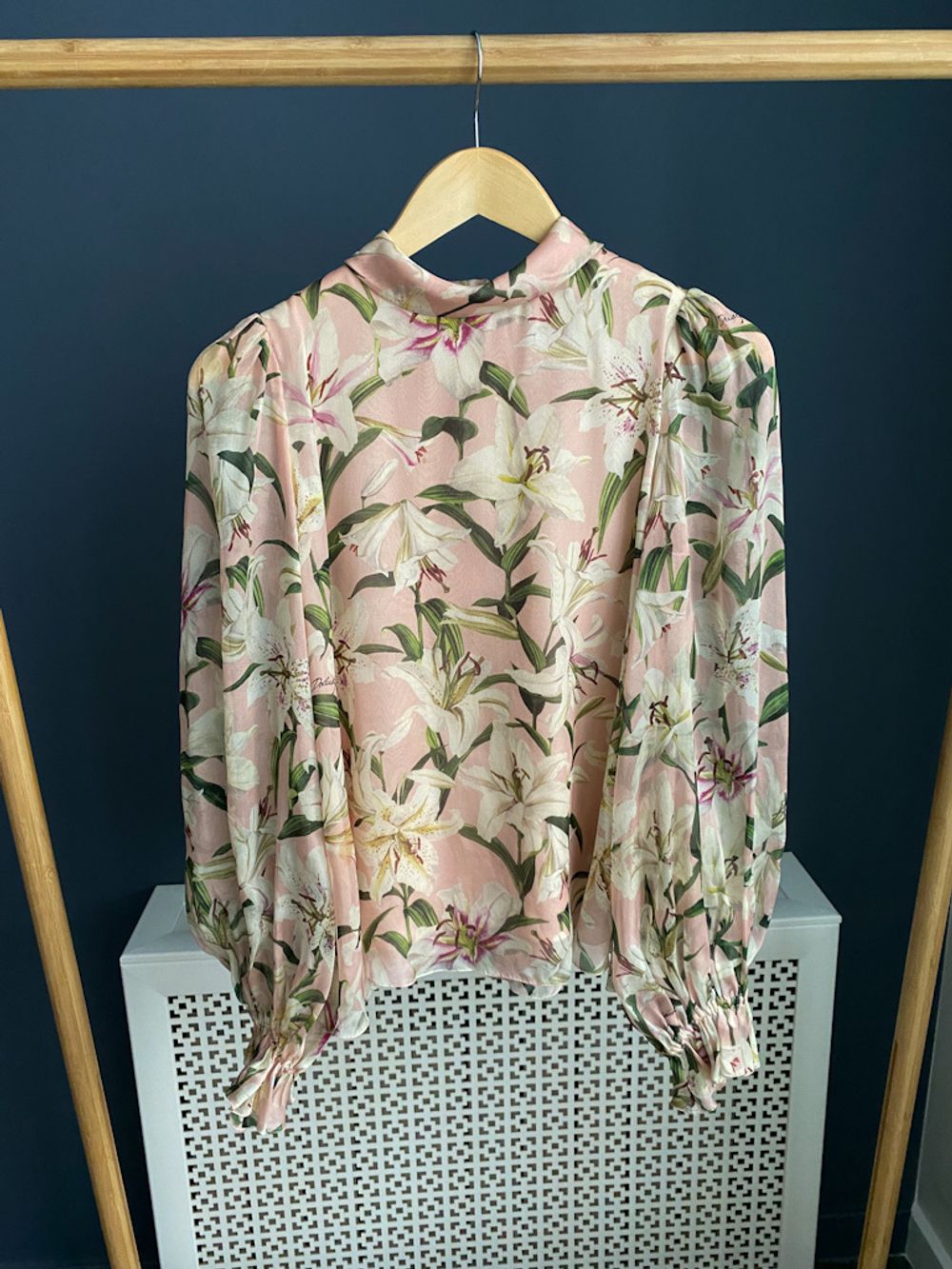 Шелковая блузка  Dolce&Gabbanа, 152