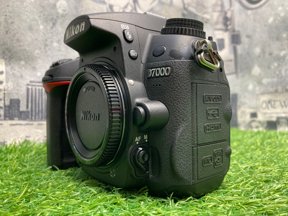 Nikon D7000 С дефектом