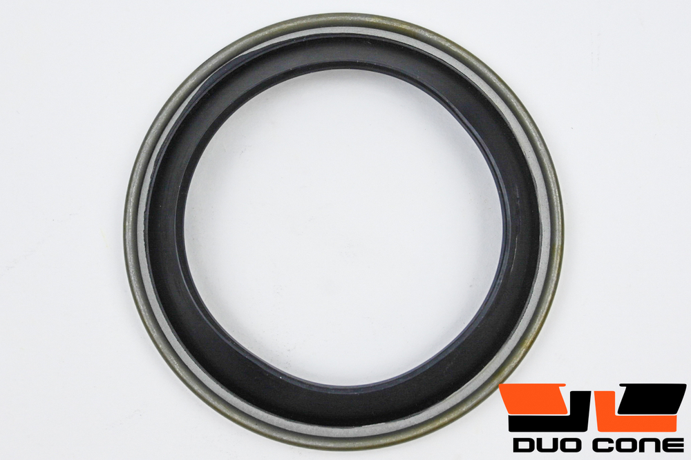 Армированная манжета (Сальник) RE71181 John Deere