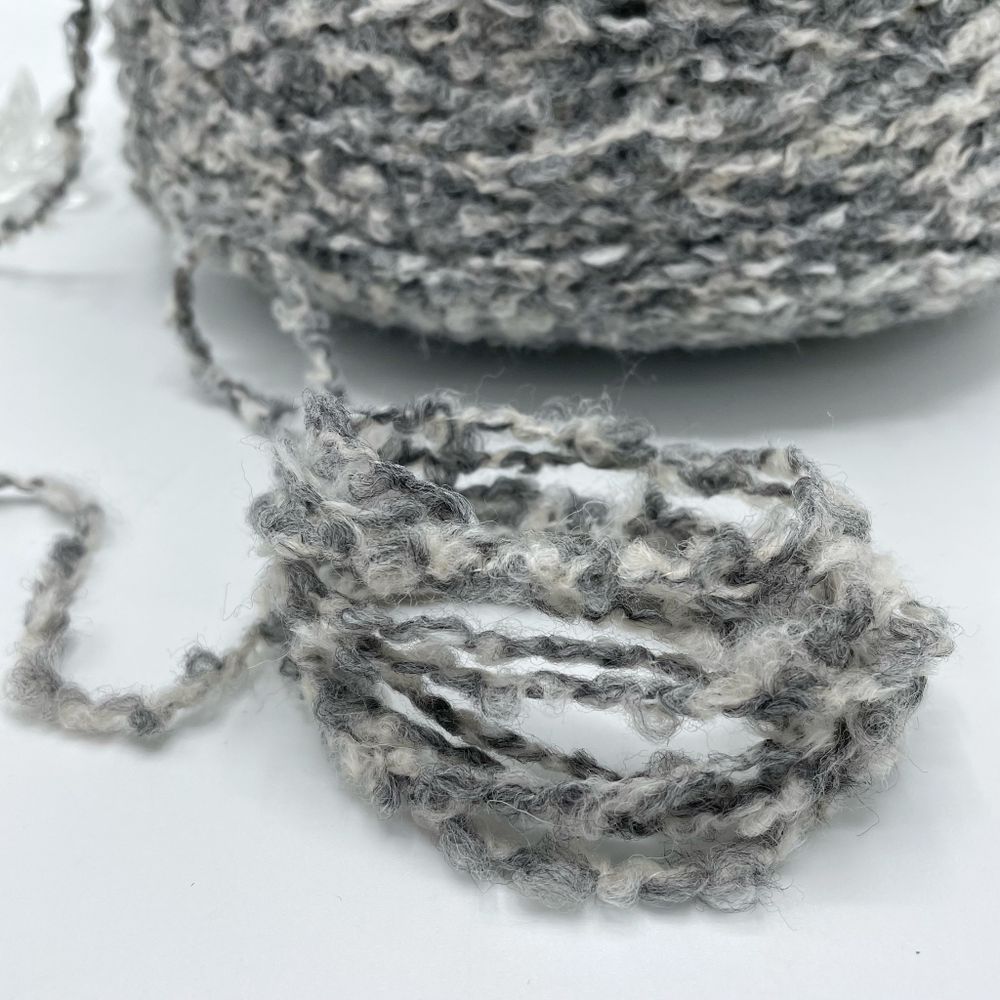 Букле COFIL 30% кид мохер 15% меринос 10% нейлон 50% полиамид