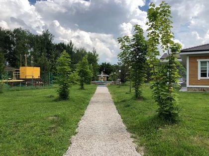 Благоустройство территории перед зданием Общественного центра в завершающей стадии