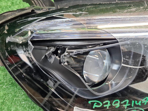 Фара правая Mercedes GLE V167 (2018-2024) LED