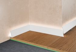 Щелевой плинтус Pro Design Corner 570 белый, 2600x15,5x35 мм