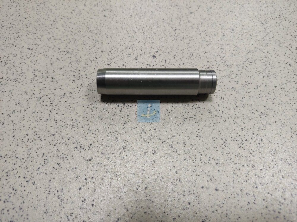 Втулка направляющая клапана ЯМЗ 840.1007032