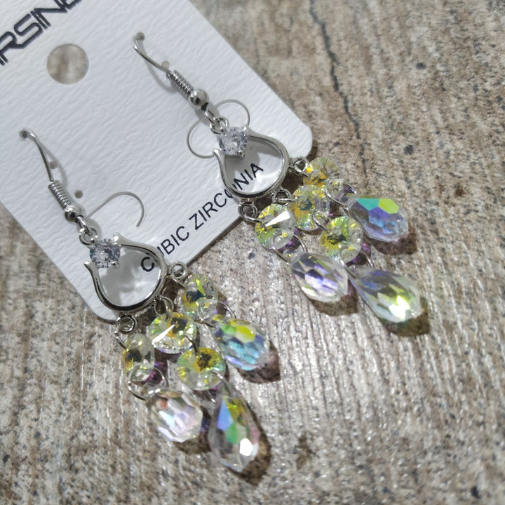 Серьги Cubic Zirconia подвеска подкова стразы кружки кристаллы цвет белый перламутровый металл серебристый