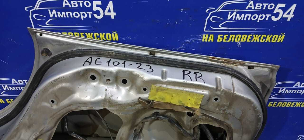 Дверь задняя правая TOYOTA CERES 1992