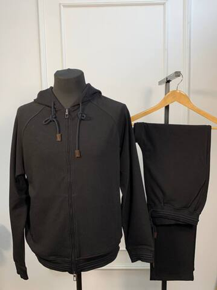 Прогулочный костюм Loro Piana