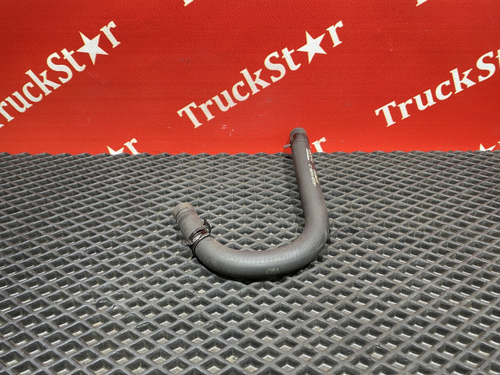 Патрубок охлаждающей жидкости 2020г