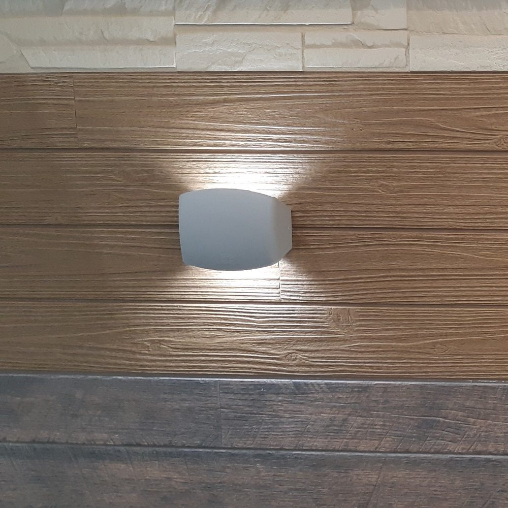 Уличный настенный светильник Fumagalli ABRAM AB1.000.000.LXJ1L