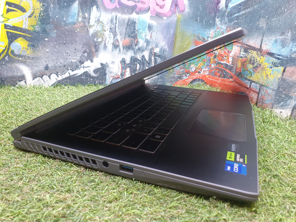 игровой MSI i7-13/16Gb/RTX 4060 8Gb/FHD/144Hz/ Thin 15 B13VF-3402XRU