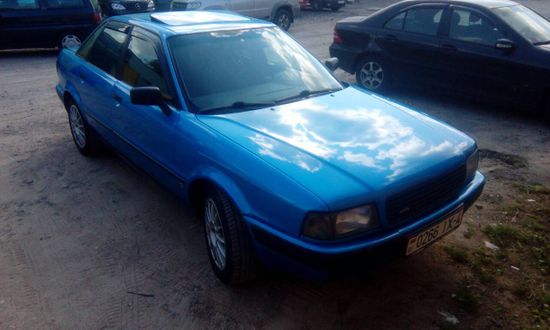 Крылья стеклопластиковые для Audi 80 B4