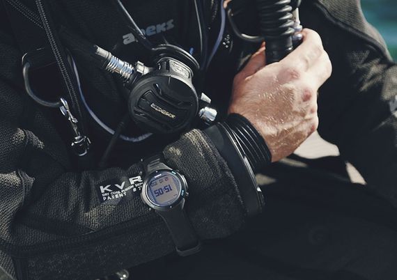 Декомпрессиметр Suunto D6i Novo Black Черный