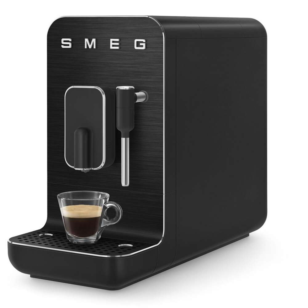 Кофемашина Smeg BCC02FBMEU