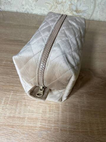 Косметичка бежевая, ручная работа