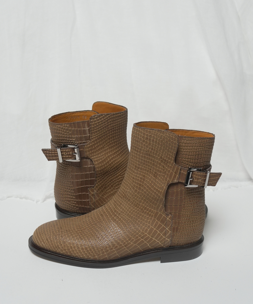 Полусапоги коричневый крокодил с пряжкой