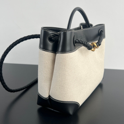 Bottega Veneta Medium Andiamo 32 cm