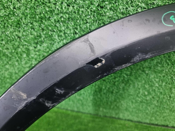 Расширитель задний левый Lixiang L9 (2022-н.в.)