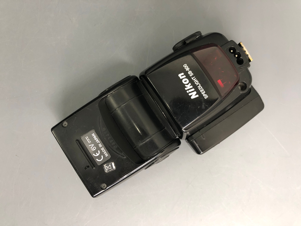 Nikon SB-800