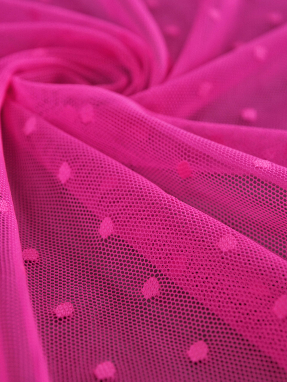 Сетка эластичная розовая неоновая в горошек 5 мм метражом