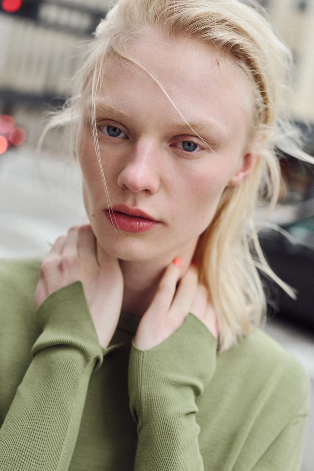 ZARA ТОНКИЙ СВИТЕР, СУХАЯ ЗЕЛЕНЬ