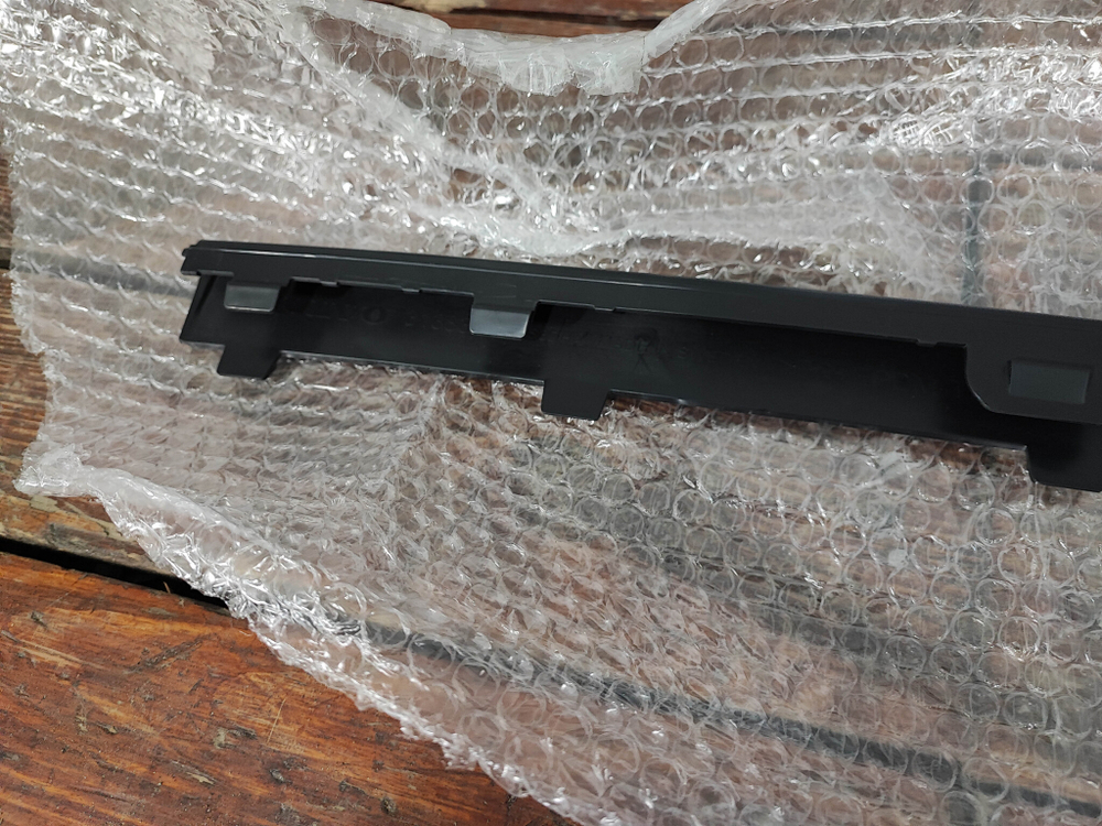 Накладка переднего бампера Volvo XC90 2 14-19 Новая Оригинал 31383799