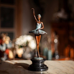 Бронзовая статуэтка