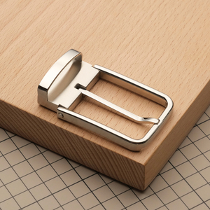 Ременная пряжка из нержавеющей стали, цвет серебро // BTES