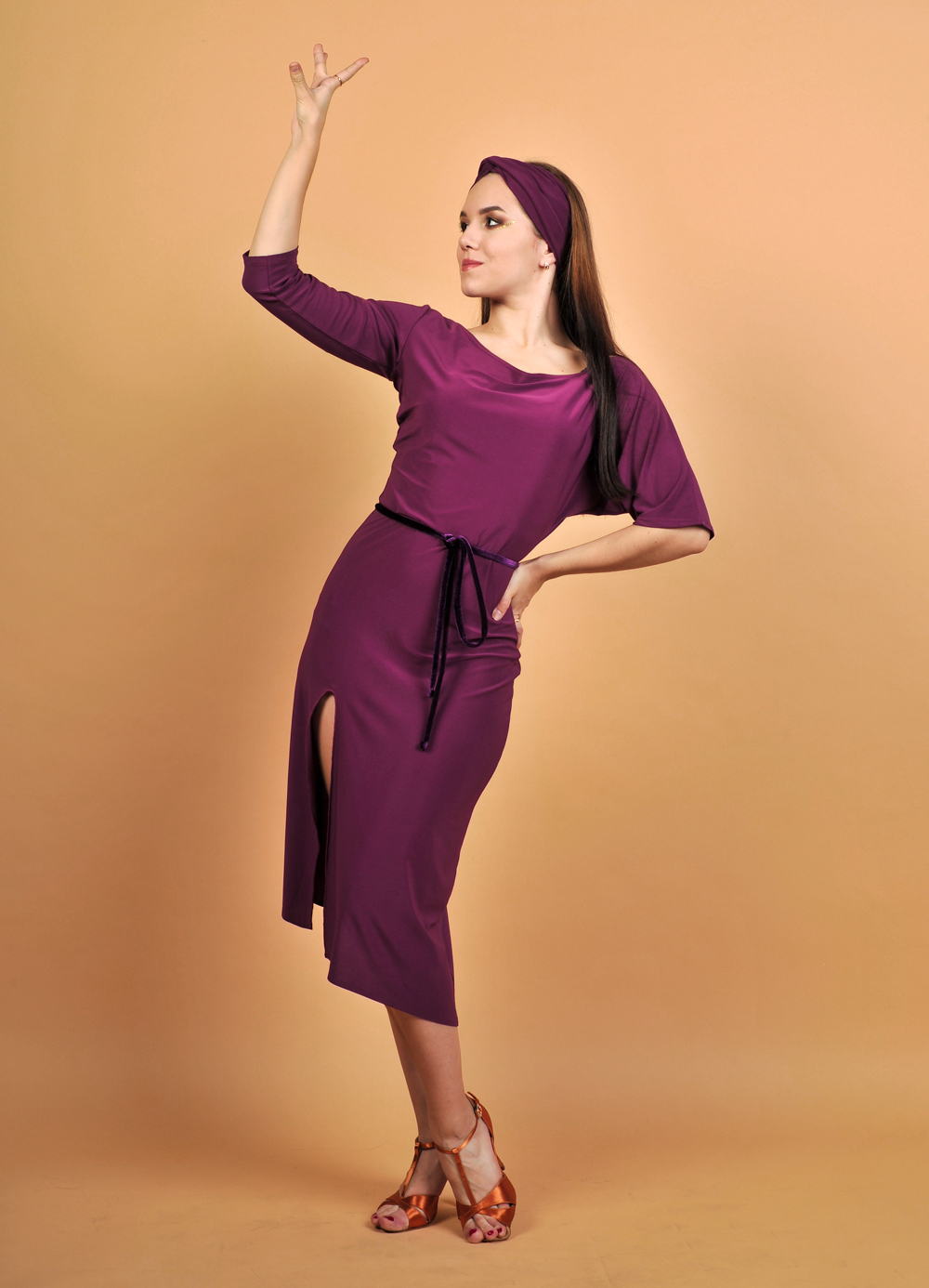 Платье для танцев с поясом