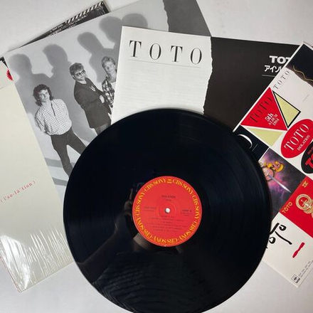 Винтажная виниловая пластинка LP Toto Isolation (Japan 1984) (Obi) Stranger In Town