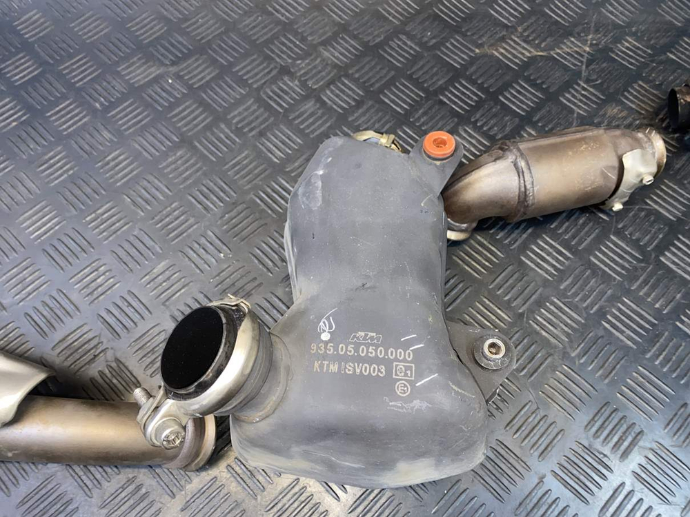 Глушитель KTM 250 Duke 2020