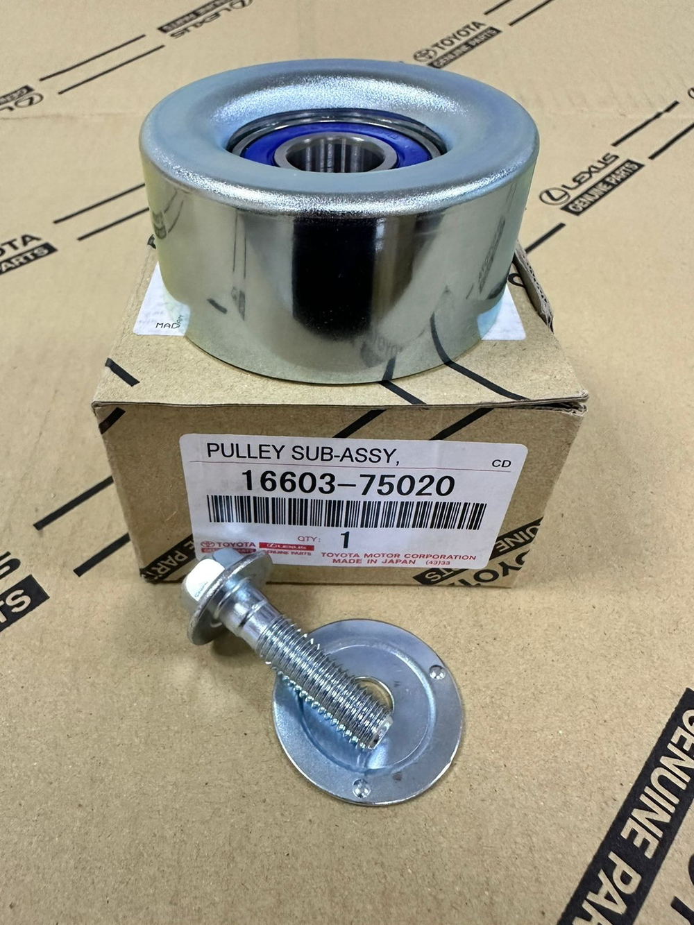 Ролик натяжителя приводного ремня TOYOTA 1TR/2TR/3TR 16603-75020, шт