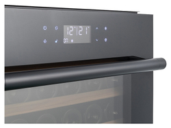 Винный шкаф Temptech Oslo OZ45SBTOP монотемпературный черный