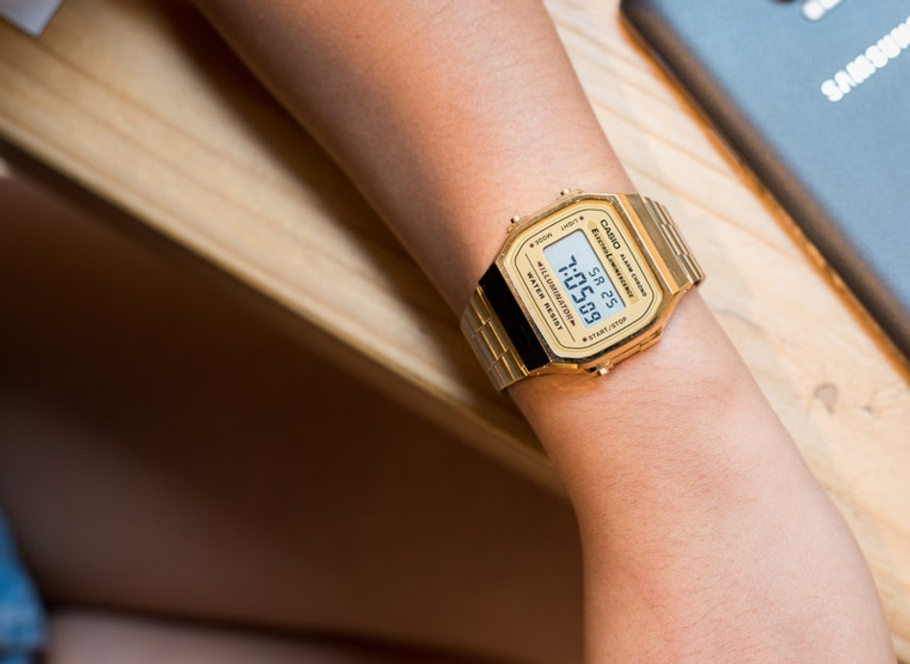 Часы Casio A-168WG-9E