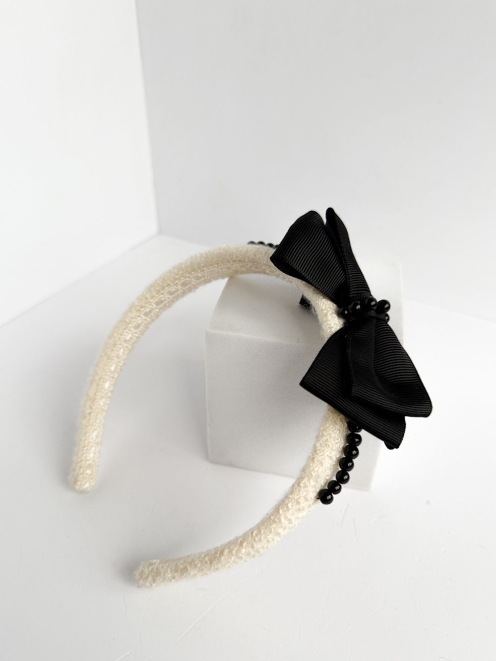 Ободок на голову, 98