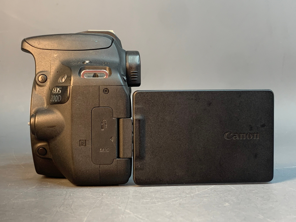 Canon EOS 200D Body 37000 кадров