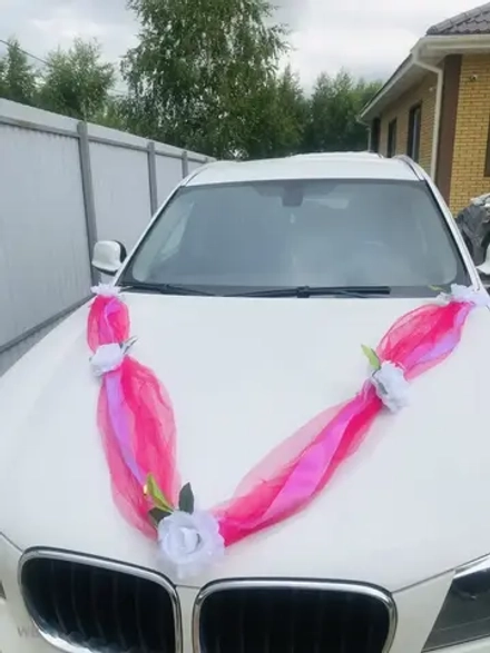 Свадебная лента на автомобиль