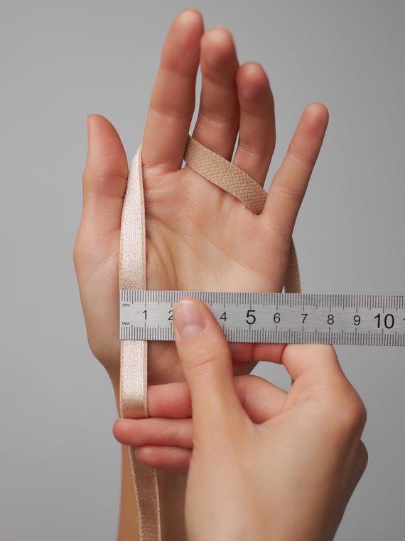 775 740/10 ОПТ Бретель глянец Lauma Fabrics, 10 мм, бежевый 775