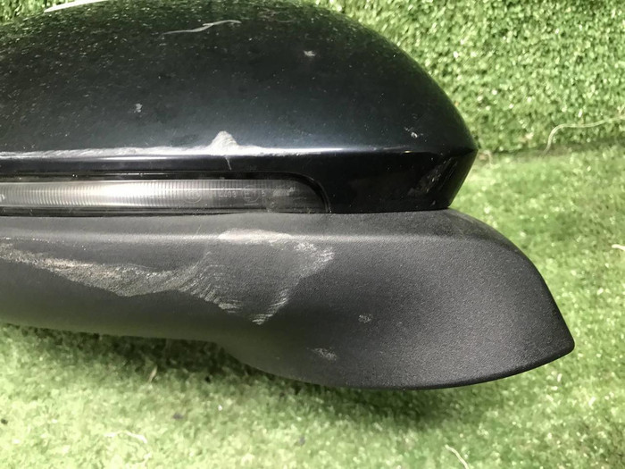 Крышка зеркала правая Porsche Cayenne 3 (17-нв)