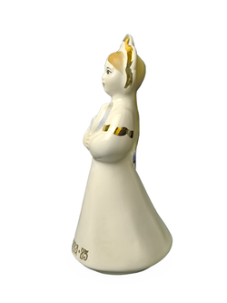 Статуэтка фестивальная "Катюша с голубем" ЗиК Конаково