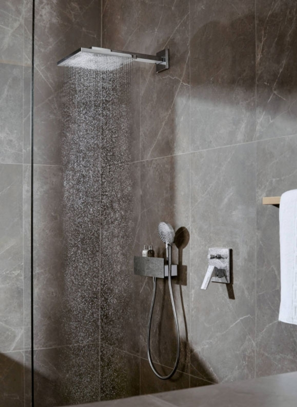 Верхний душ Hansgrohe Raindance E 26238700 белый матовый