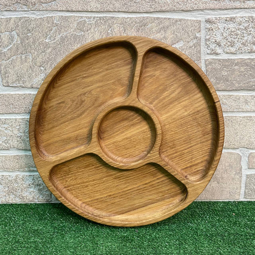 Менажница из дуба d-30см 4 секции