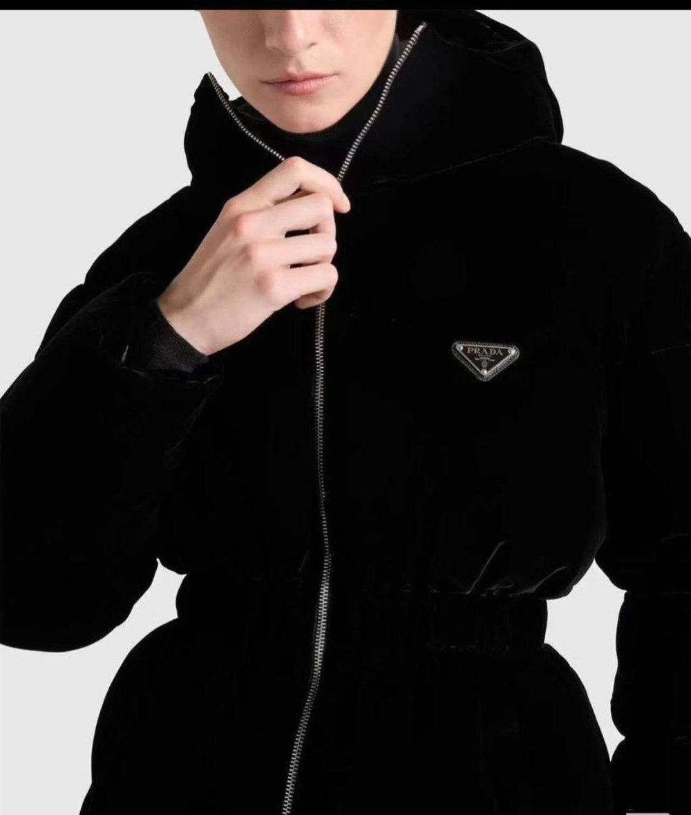 Пуховик Prada