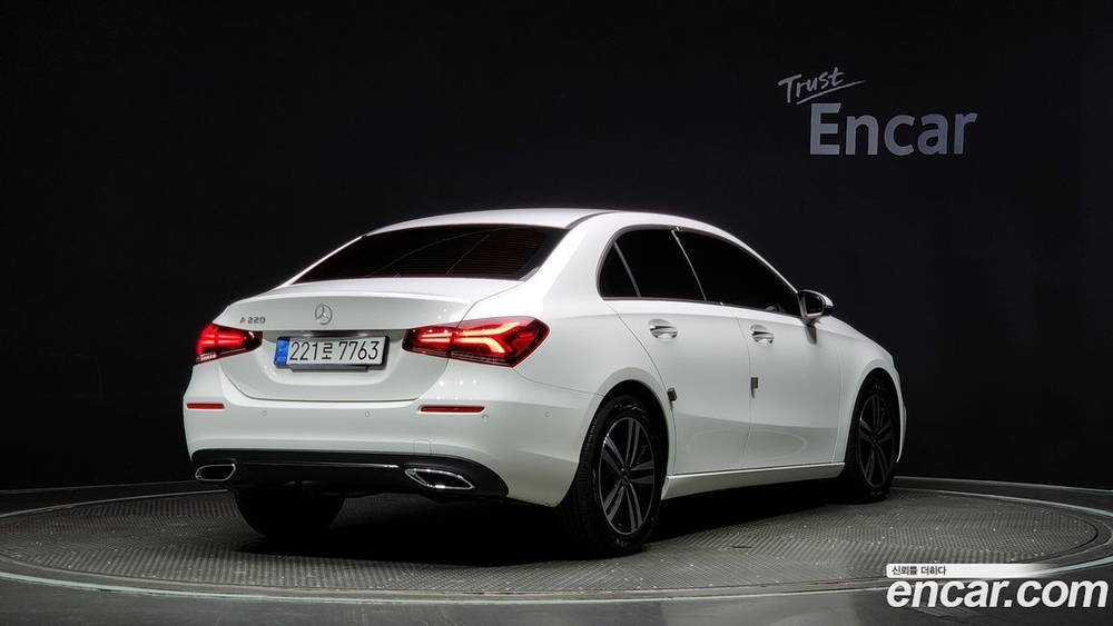 Mercedes-Benz A-Class W177 A220 Sedan (12.2022)