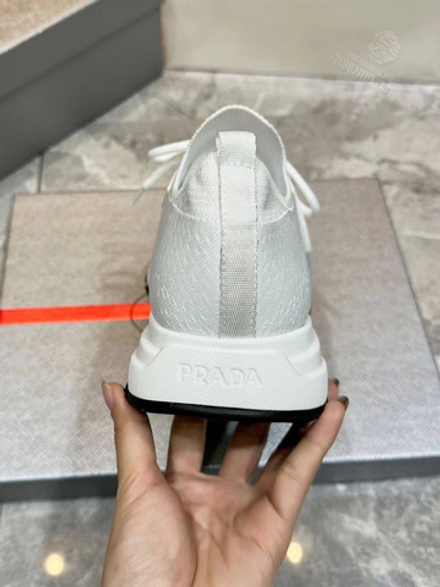 Кроссовки Prada