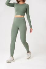 Легинсы с высокой талией