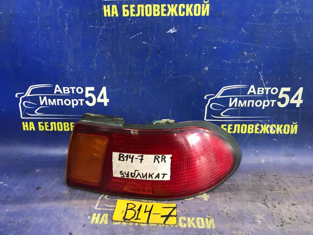 Стоп правый NISSAN SUNNY 1994