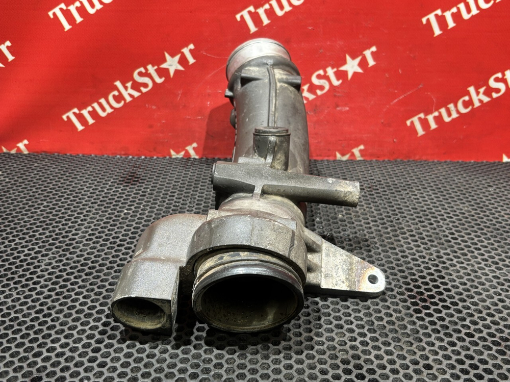 Патрубок системы охлаждения 2019г.