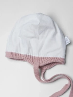 Шапка для девочки на завязках осенняя