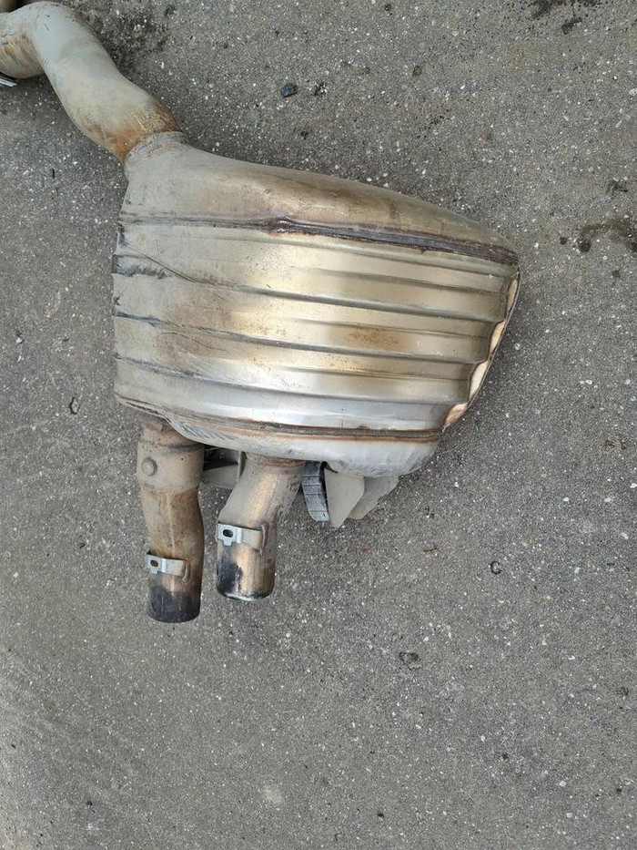 Глушитель левый Porsche Panamera 2 971 (2016-2020)